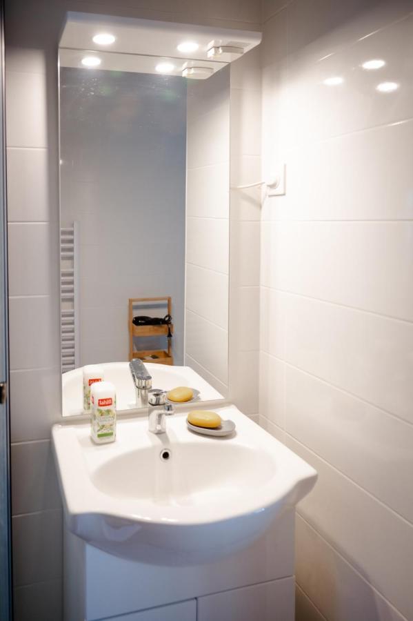 לה בו דה פרובנס Studio Meuble Vue Exceptionnelle מראה חיצוני תמונה